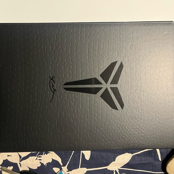 Nike Kobe 8 Protro - Picture 5 of 5